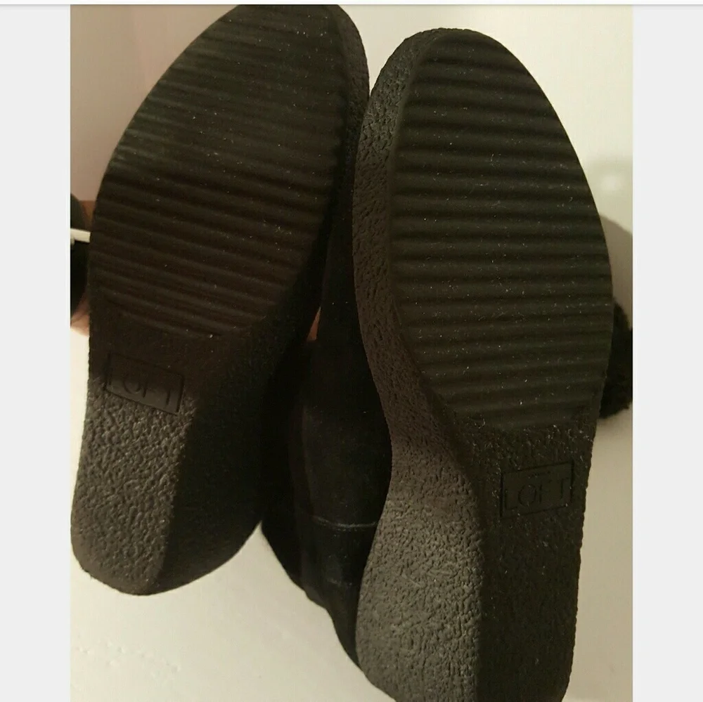 LOFT Ann Taylor Tall Wedge Suede Boots size 8.5 M - Picture 4 of 6